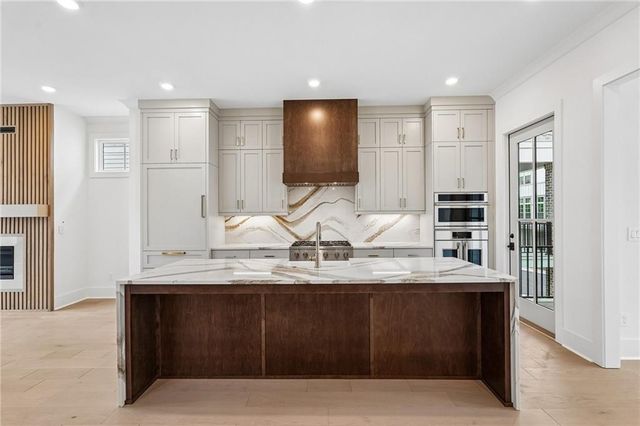 2275 Park Walke Drive, Alpharetta, GA 30009