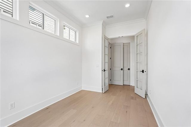 2275 Park Walke Drive, Alpharetta, GA 30009