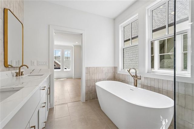 2275 Park Walke Drive, Alpharetta, GA 30009