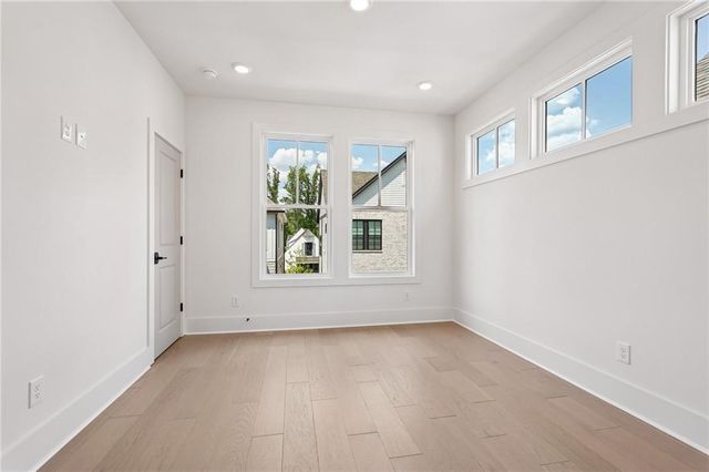 2275 Park Walke Drive, Alpharetta, GA 30009