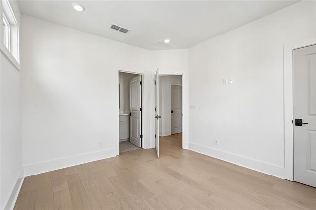 2275 Park Walke Drive, Alpharetta, GA 30009
