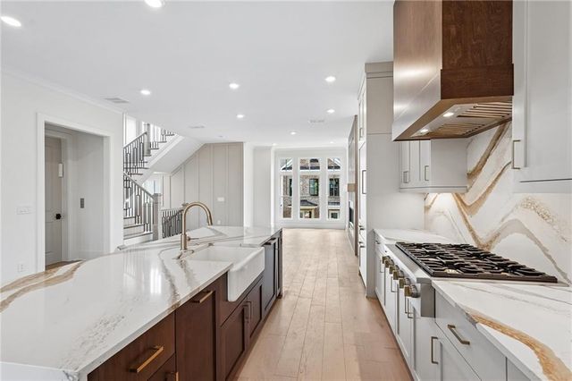 2275 Park Walke Drive, Alpharetta, GA 30009