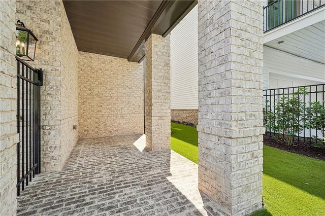2275 Park Walke Drive, Alpharetta, GA 30009