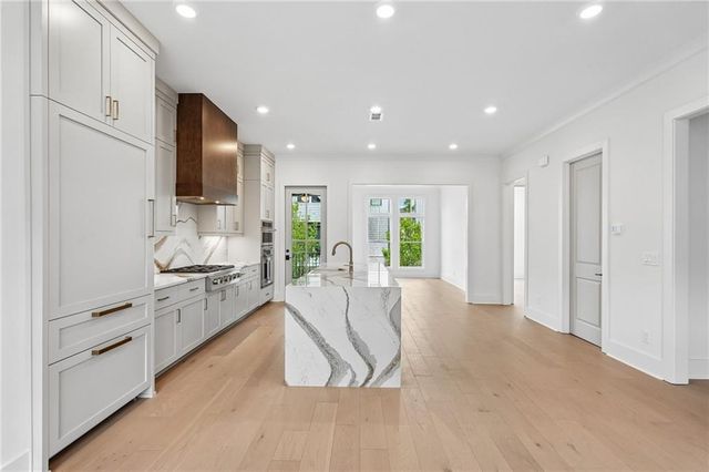2275 Park Walke Drive, Alpharetta, GA 30009