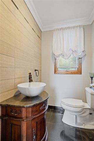 25 linfield Circle, Lincoln, RI 02865