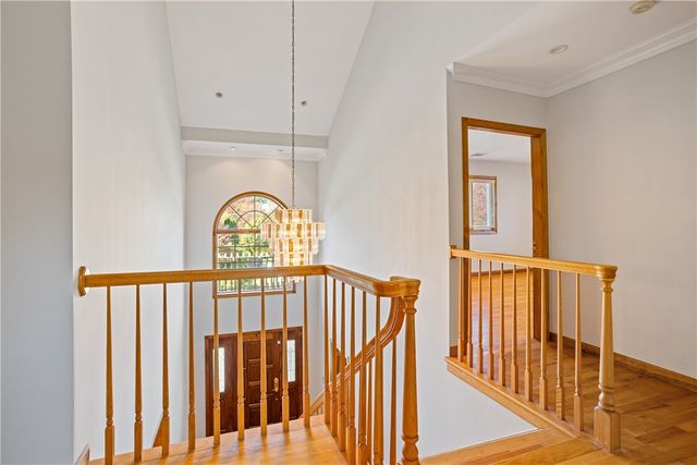 25 linfield Circle, Lincoln, RI 02865