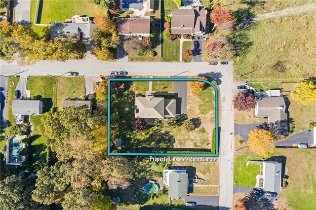 25 linfield Circle, Lincoln, RI 02865