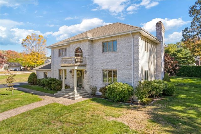 25 linfield Circle, Lincoln, RI 02865