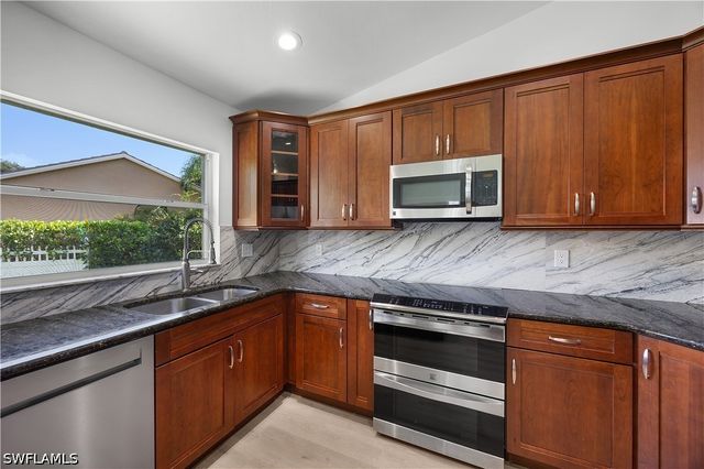 12960 Eagle Pointe CIR, Fort Myers, FL 33913