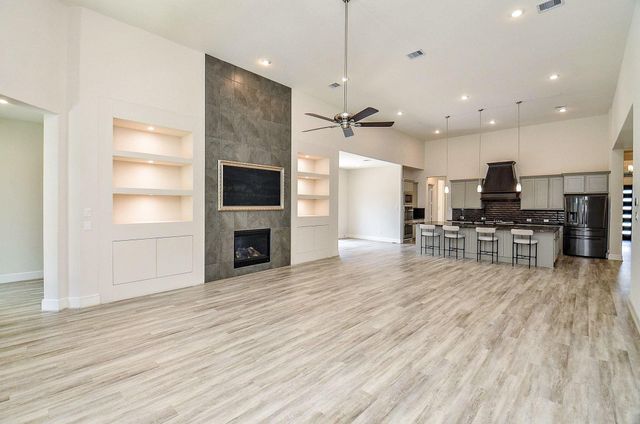 17919 San Gabriel Glen Drive, Cypress, TX 77433