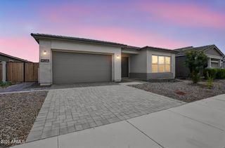 22677 E LORDS Way, Queen Creek, AZ 85142