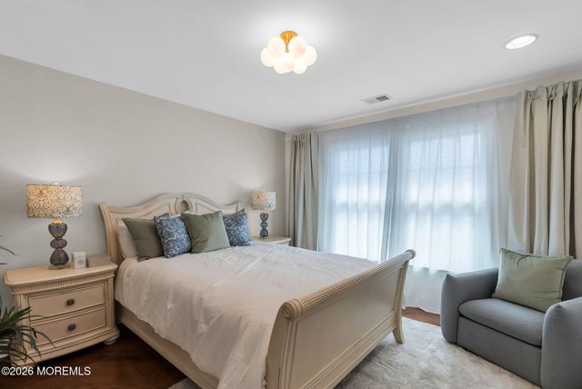 22 Mckinley Street, Long Branch, NJ 07740
