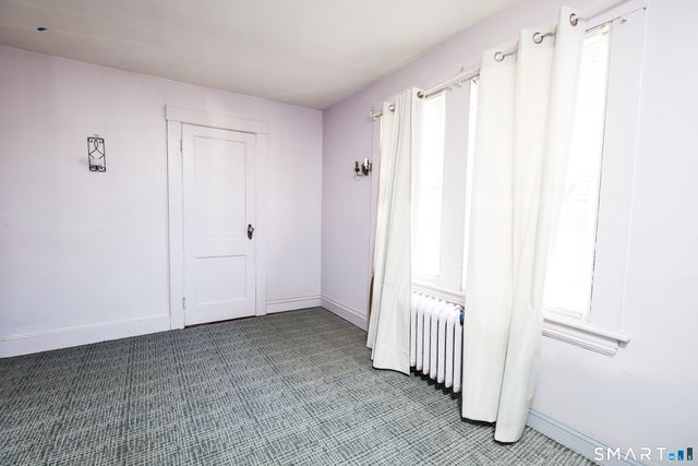 74 Harlem Avenue, Bridgeport, CT 06606