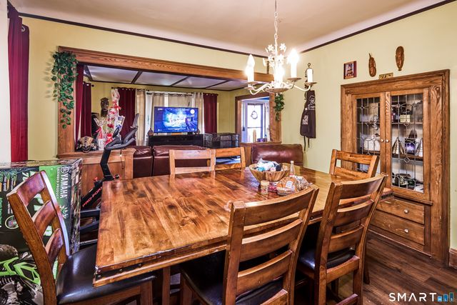 74 Harlem Avenue, Bridgeport, CT 06606