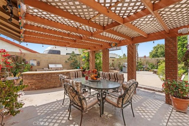 506 S Althea, Rialto, CA 92376