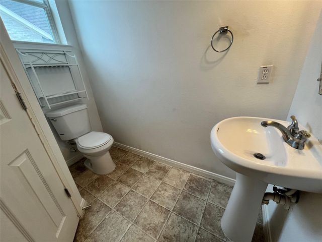 11333 Easton Springs Drive, Pearland, TX 77584