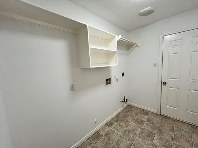 11333 Easton Springs Drive, Pearland, TX 77584