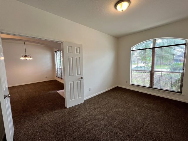 11333 Easton Springs Drive, Pearland, TX 77584