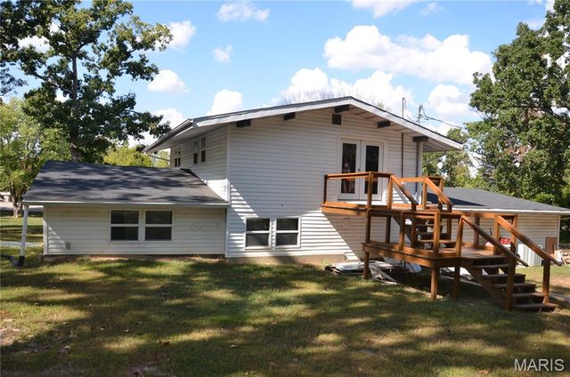 1116 E Springfield Road, Sullivan, MO 63080