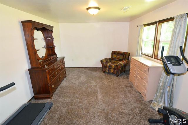 1116 E Springfield Road, Sullivan, MO 63080