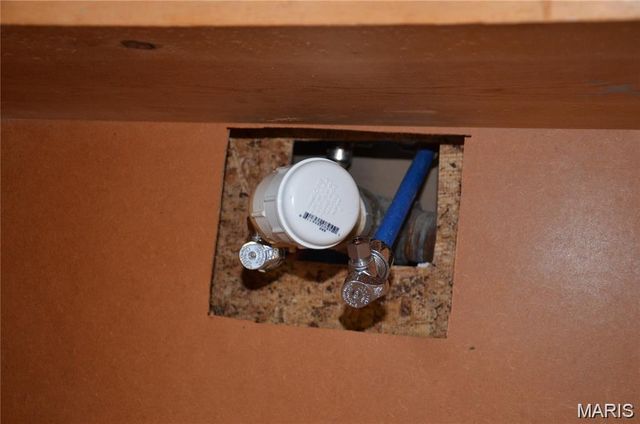 1116 E Springfield Road, Sullivan, MO 63080