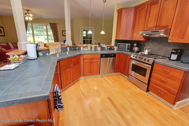 211 Johnson Hill Road, Kingston, NY 12401