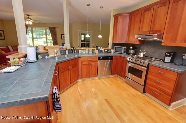 211 Johnson Hill Road, Kingston, NY 12401