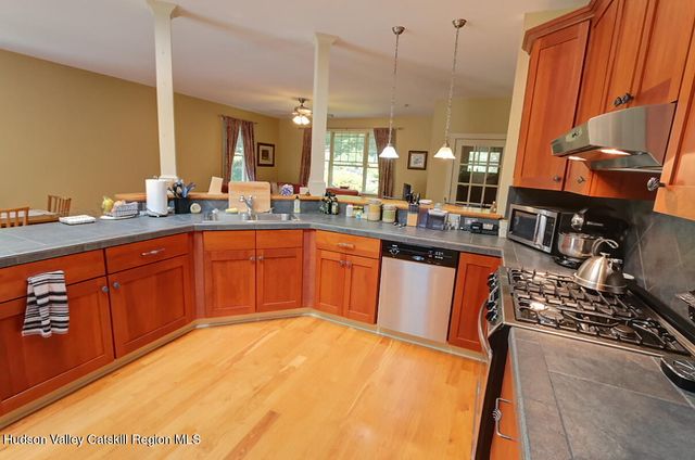 211 Johnson Hill Road, Kingston, NY 12401