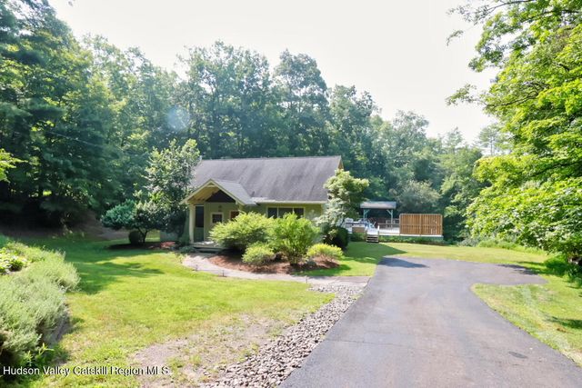 211 Johnson Hill Road, Kingston, NY 12401