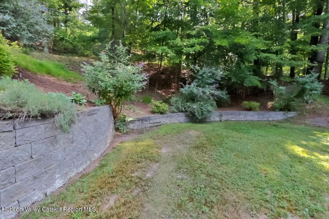 211 Johnson Hill Road, Kingston, NY 12401