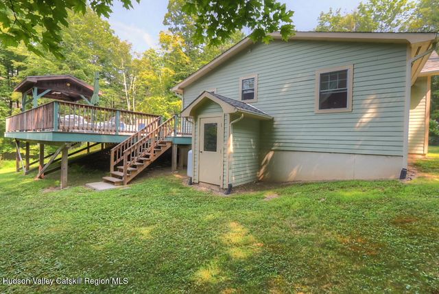 211 Johnson Hill Road, Kingston, NY 12401