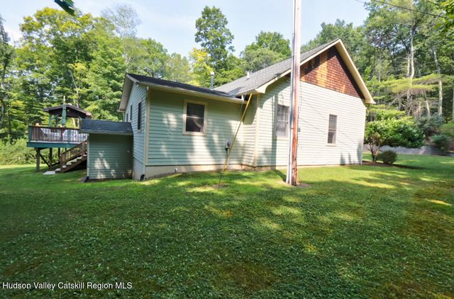 211 Johnson Hill Road, Kingston, NY 12401