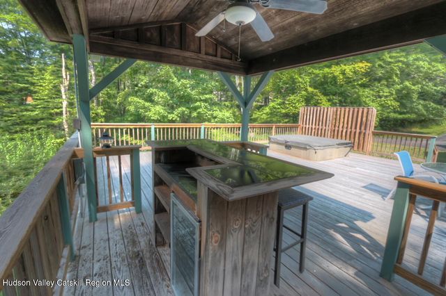 211 Johnson Hill Road, Kingston, NY 12401