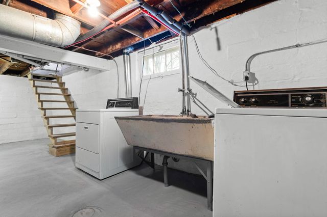 828 Iroquois Avenue, Saint Paul, MN 55119