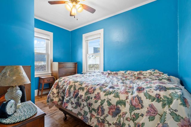 828 Iroquois Avenue, Saint Paul, MN 55119