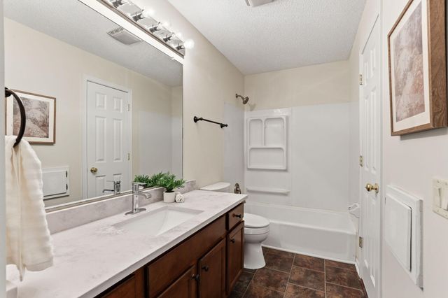 5120 148th Path W, Apple Valley, MN 55124