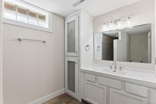 5120 148th Path W, Apple Valley, MN 55124