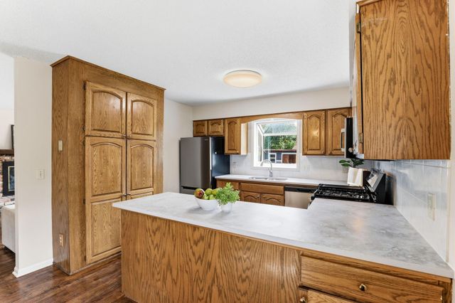 5120 148th Path W, Apple Valley, MN 55124