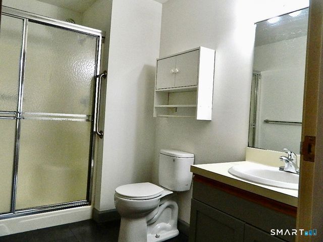 75 Washington Avenue 2-317, Hamden, CT 06518