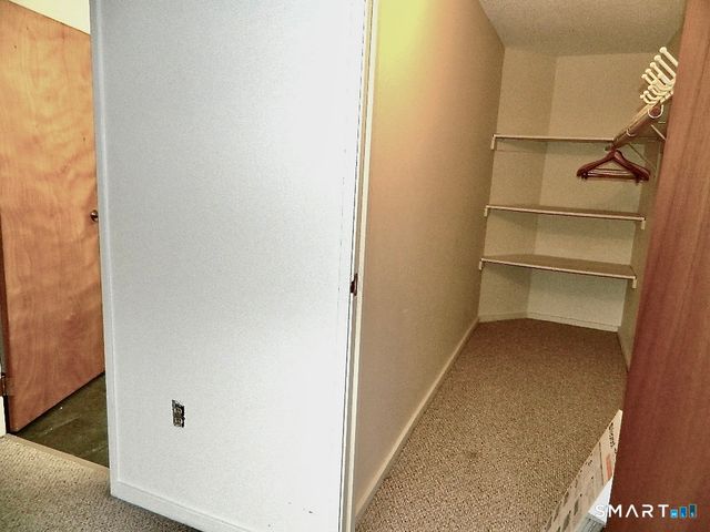 75 Washington Avenue 2-317, Hamden, CT 06518