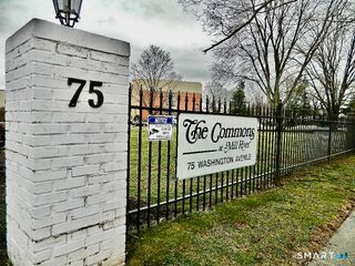 75 Washington Avenue 2-317, Hamden, CT 06518