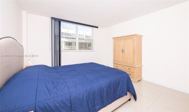 1833 S Ocean Dr 1007, Hallandale Beach, FL 33009