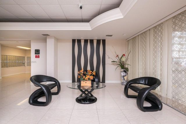 1833 S Ocean Dr 1007, Hallandale Beach, FL 33009