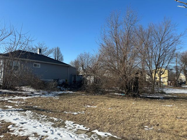 1135 164th Place, Hammond, IN 46320