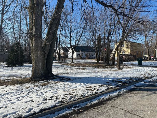 1135 164th Place, Hammond, IN 46320