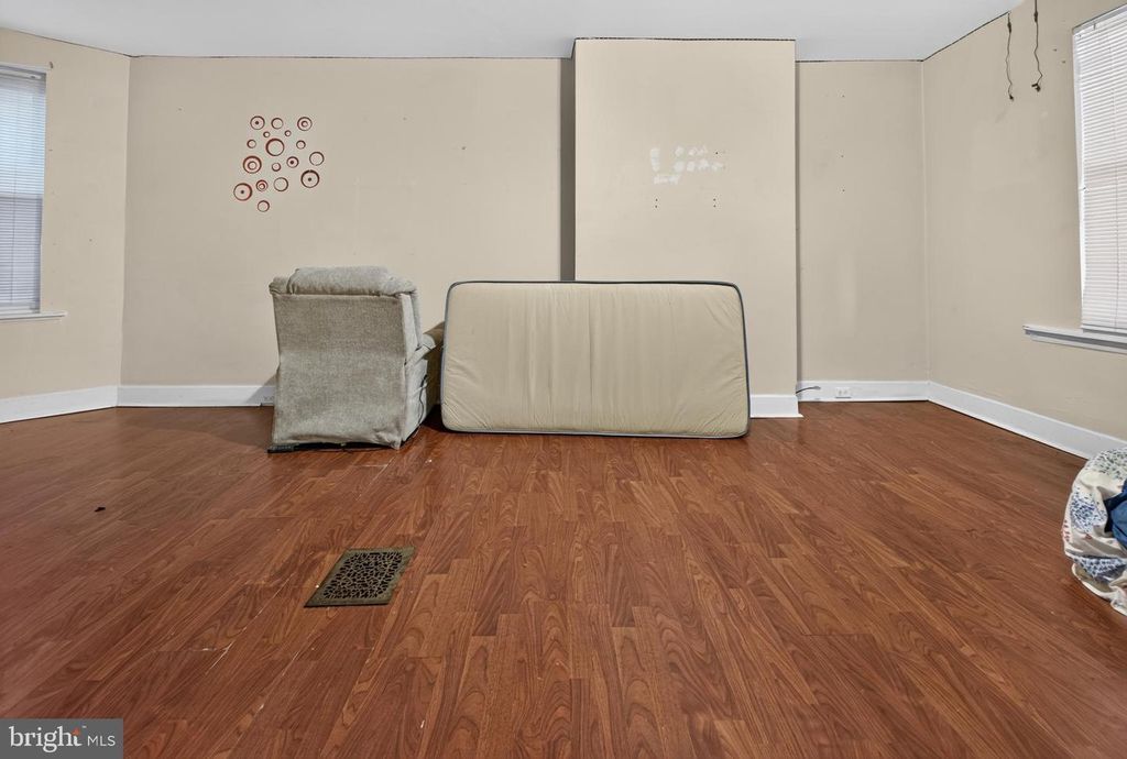 7279 SAYBROOK AVE, PHILADELPHIA, PA 19142 — photo 3