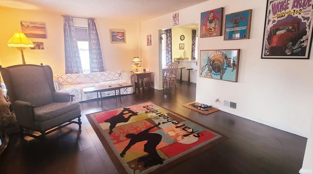 111 E Rush Street, Kendallville, IN 46755