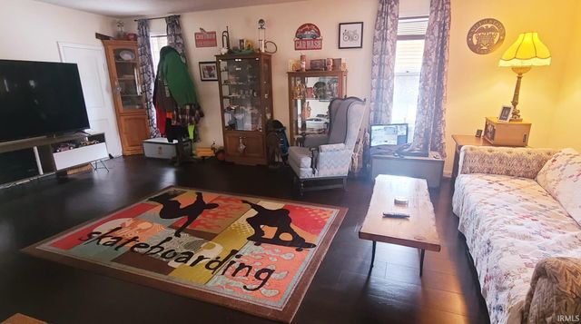 111 E Rush Street, Kendallville, IN 46755