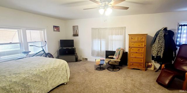 111 E Rush Street, Kendallville, IN 46755