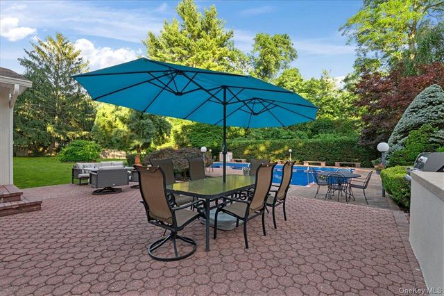 76 Wildwood Drive, Dix Hills, NY 11746
